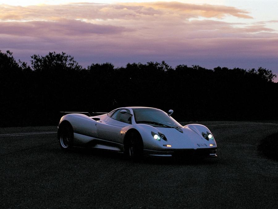  Pagani Zonda C12 S 2000 года  (фото 12 из 17)
